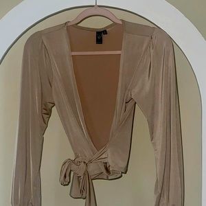 Windsor cross tie long sleeve